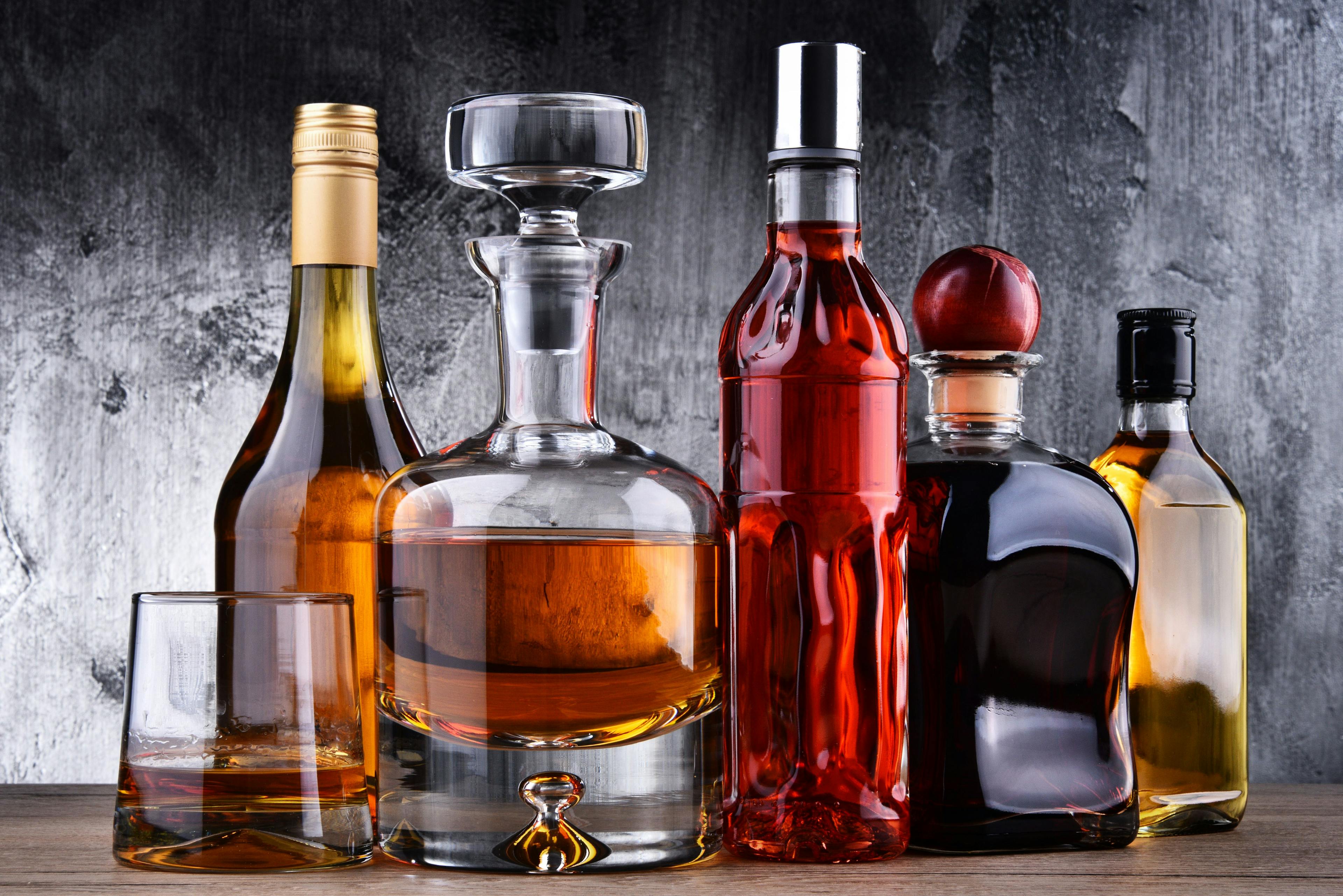 Daily alcohol consumption, even in low amounts, linked to increased risk of hypertension | Image Credit: © monticellllo - © monticellllo - stock.adobe.com.