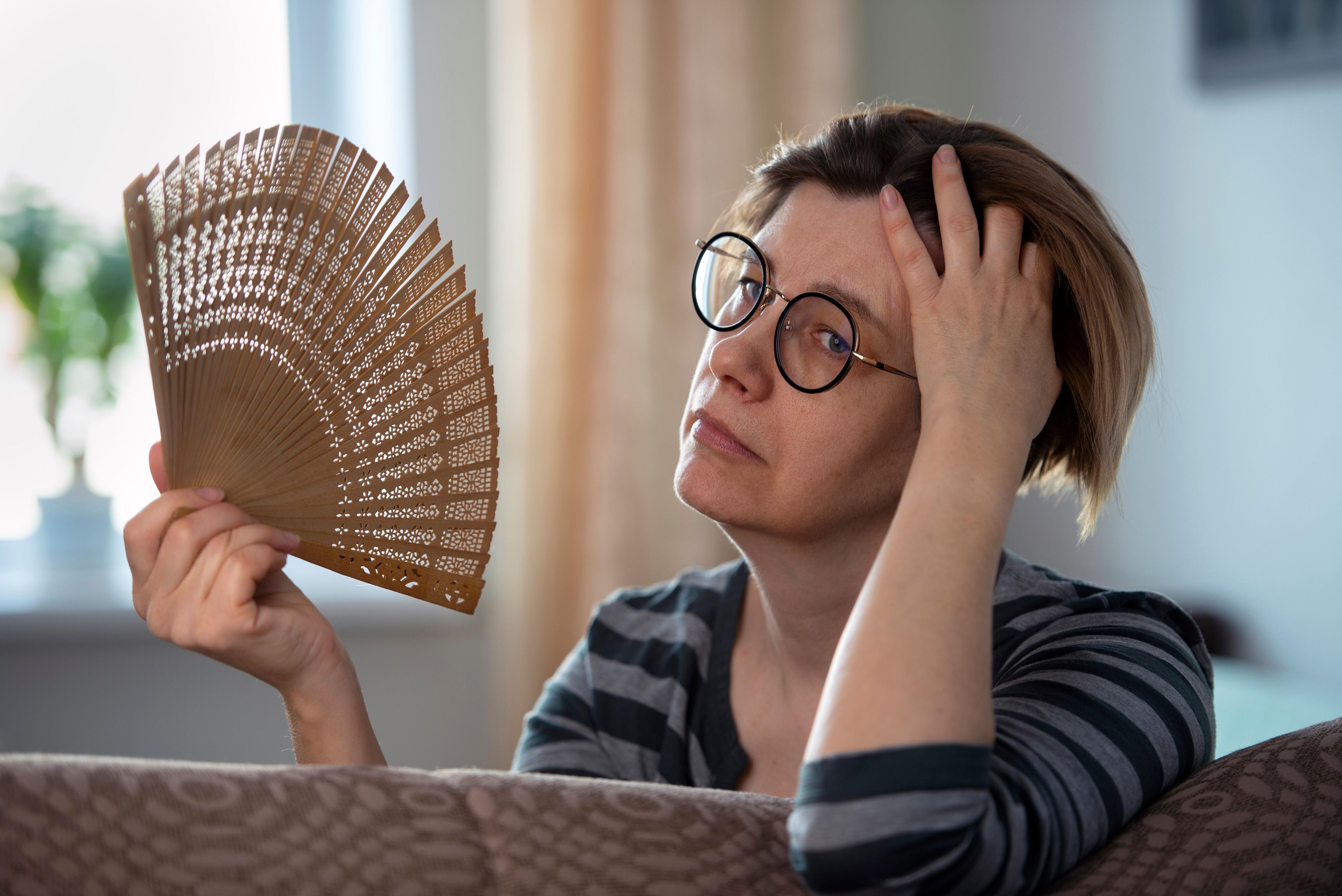 Clinical hypnosis found more effective against hot flashes vs CBT | Image Credit: © Zadvornov - © Zadvornov - stock.adobe.com.